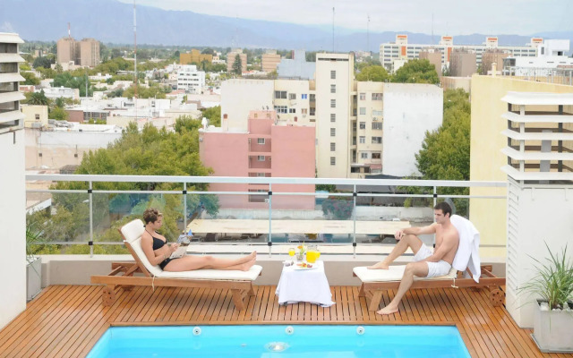 Del Bono Suites