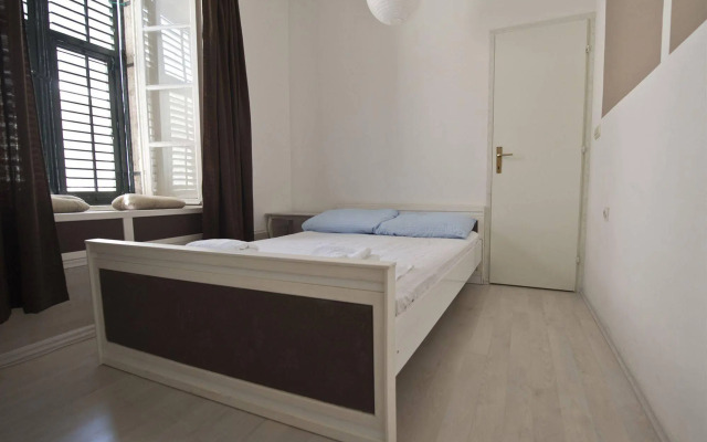 Luxury X-Rooms and Apartments Old Town