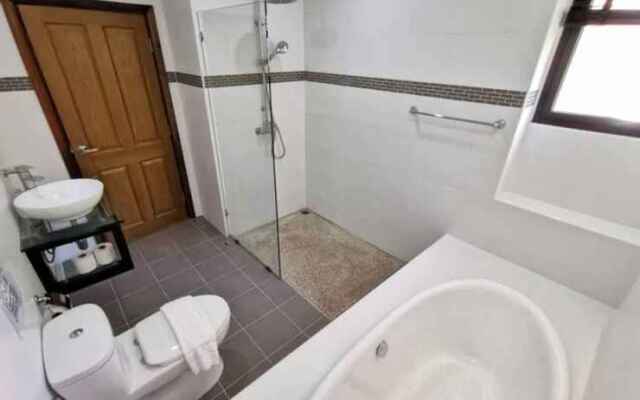 4 Bedroom Twin Villas Cheong Mon