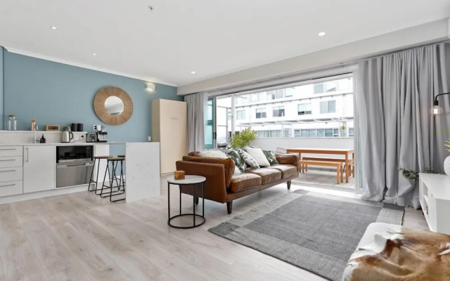 Zodiaks Princes Wharf 1 Bedroom Apartment