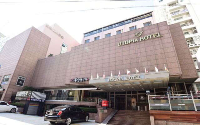 Utopia Tourist Hotel