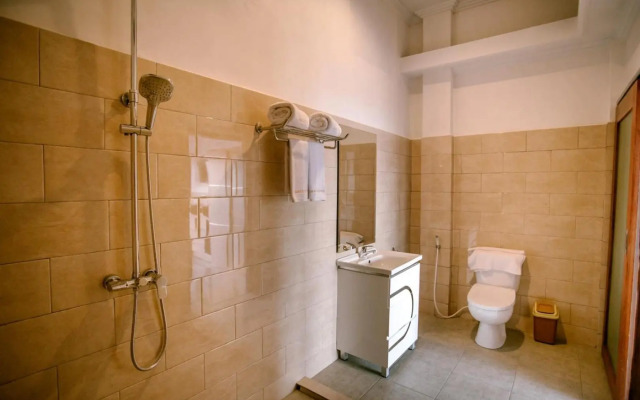 Samuh Sunset Nusa Penida by GenuineHost