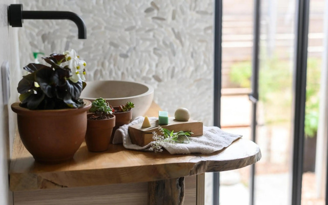 Hutton Vale Farm Jha Stone Cellar