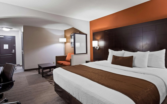 Best Western Plus Lee's Summit Hotel & Suites