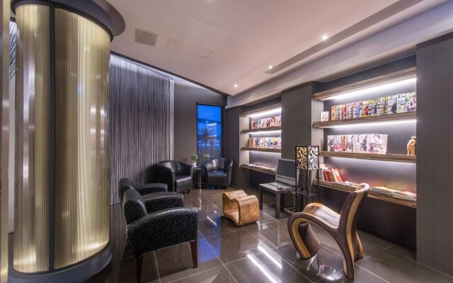 Forward Hotel Nangang