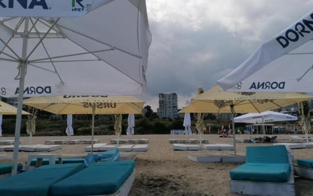 Sunrise Beachfront Relax Studio