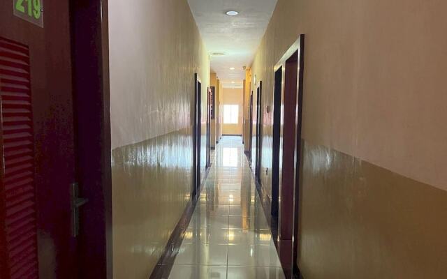 Capital O 93285 Residence Hotel Syariah