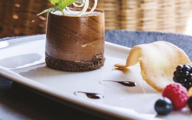 Tuningi Safari Lodge