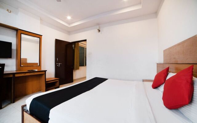Capital O 45597 Hotel Riya Grand