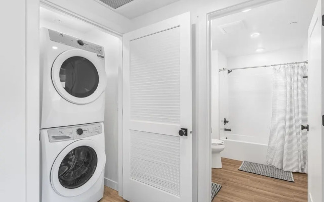 Starlight Crossing 4 Bedroom Condo