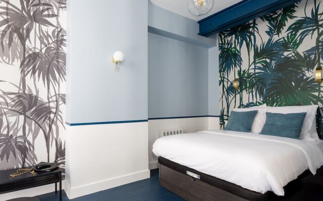 Luxury 3 Bedroom 2 Bathroom Loft - Louvre Museum