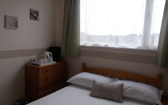 Twin Palms Guesthouse