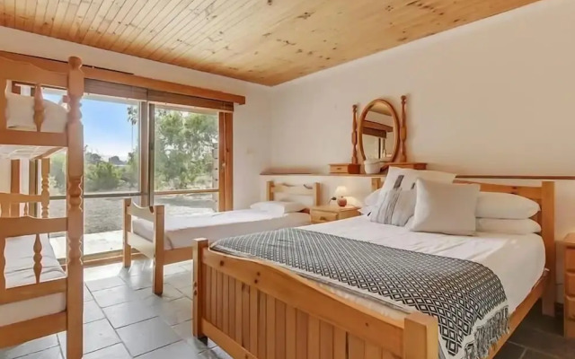 Steeles Island Retreat