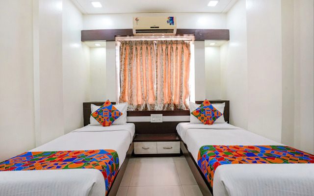 Fabexpress Orchid Rooms