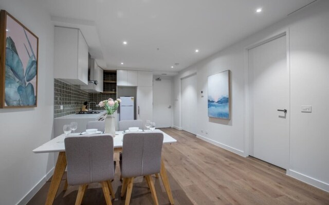 Comfy Kew Apartments