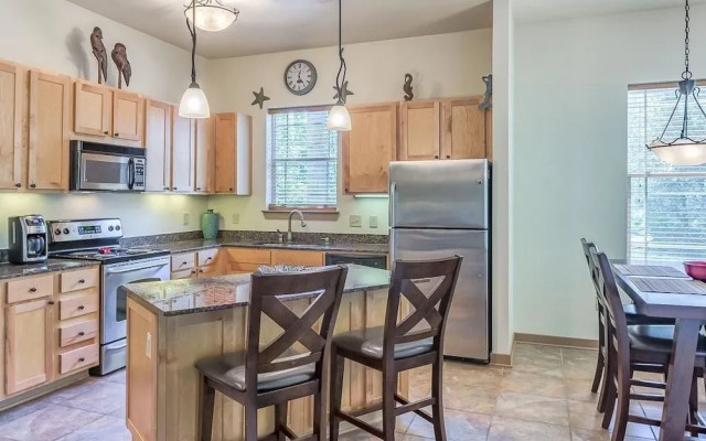 Enclave at Oak Hill A101