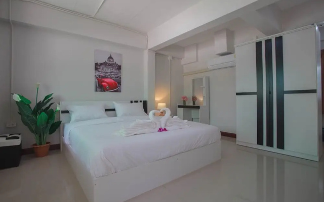 Pantip Boutique Hotel