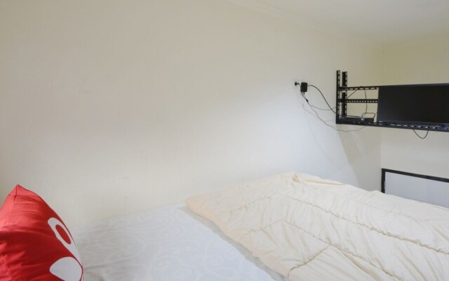 ZEN Rooms Basic Tanjung Duren Syariah