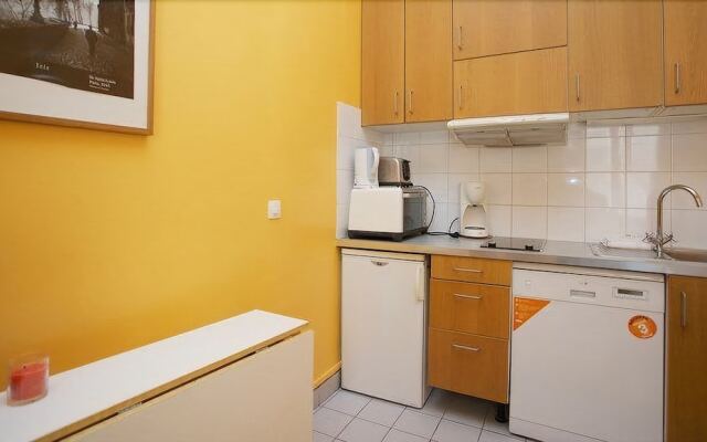 Apartment Poisson 6