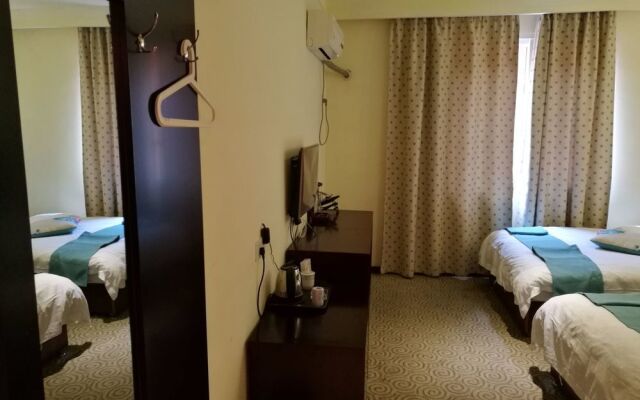 Caiyun Hotel
