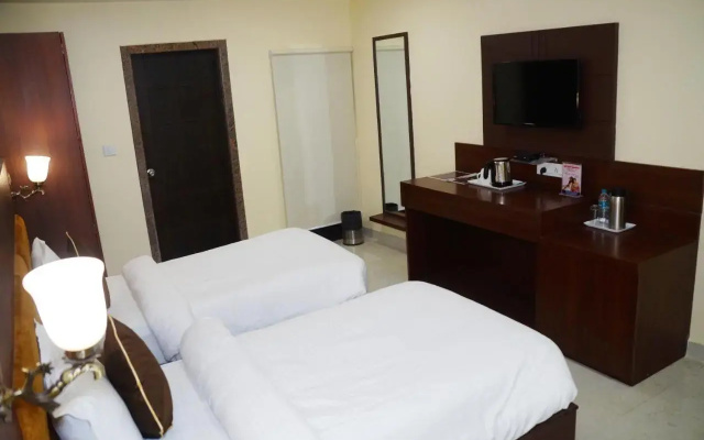 Hotel Shivoy Grand