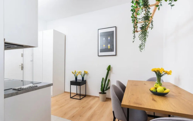 Modern  Apartments  by Upstairs