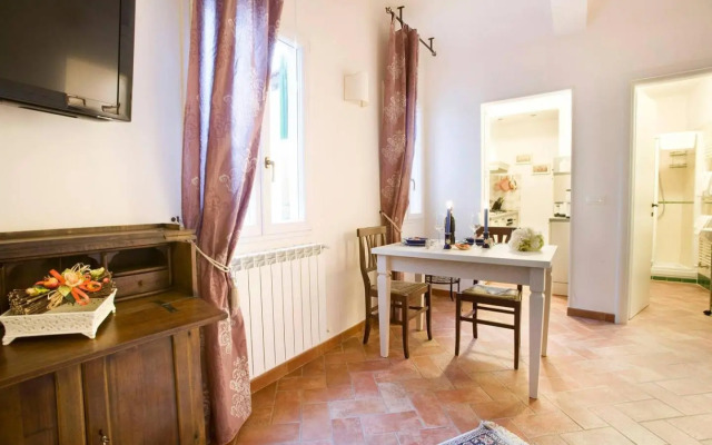 Ellen's cozy apartment