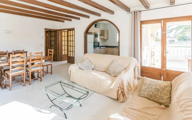 Sun-kissed Villa in L'escala With Swimming Pool