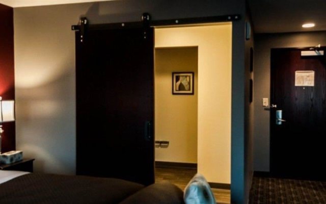 HolmeSuites Columbus Airport/DLA