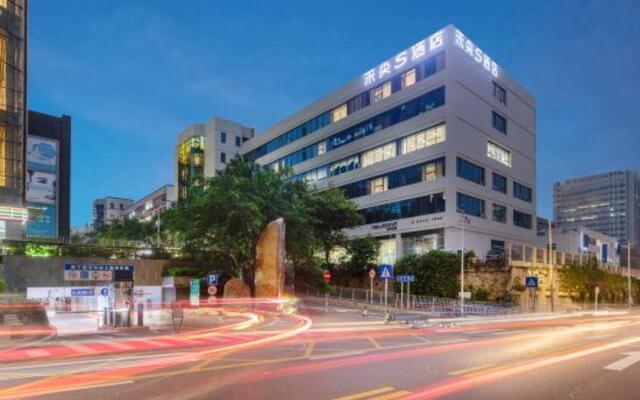 Apex Hotel