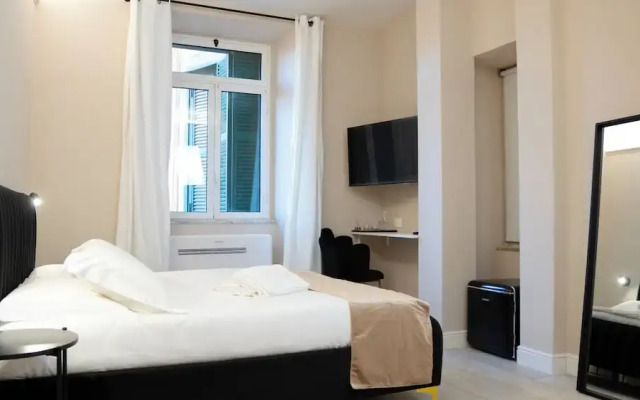 Suites 215 Colosseum - Guesthouse