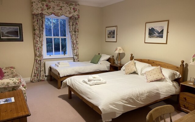 Delphi Lodge Hotel