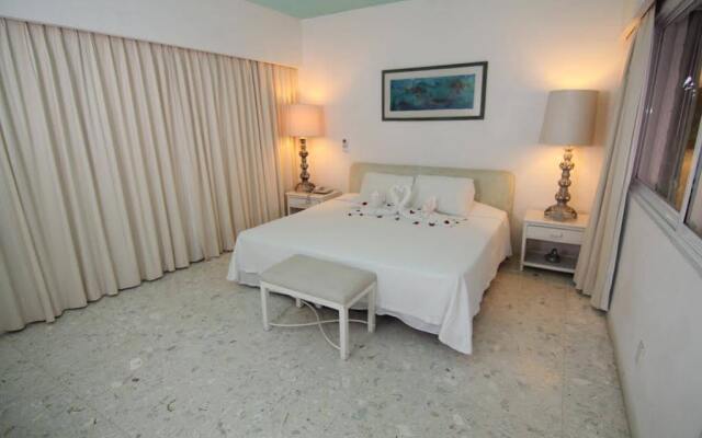 Casas y Villas Real Estate - Casa Aldila