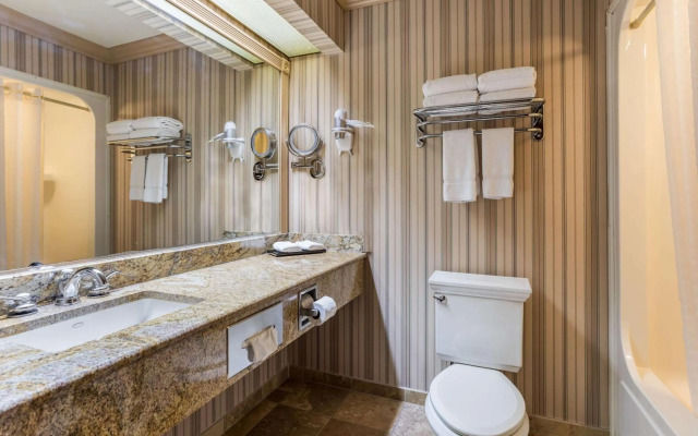 Pullman Singapore Hill Street