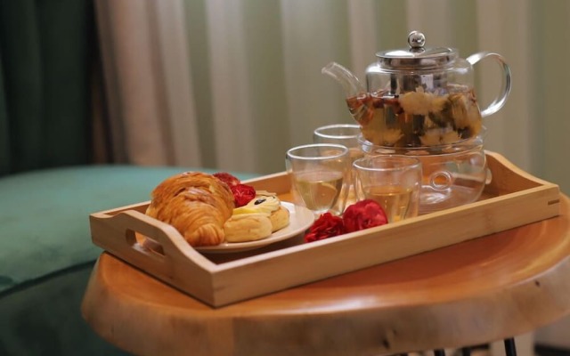 Flower Beachstay & Coffee