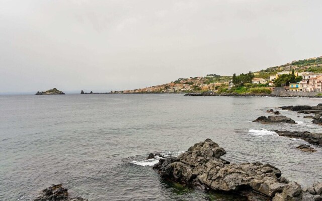 Serene Holiday Home in Acireale near Sea