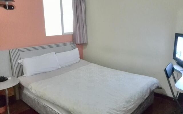 Yingjia Business Hotel