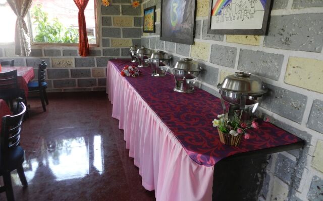 Hotel Sawai Mansing Hill Resort