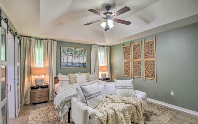 Cozy-modern Pensacola Home: Large Yard, Grill
