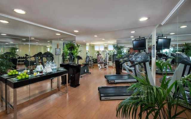 Savoy Central Hotel Apartments