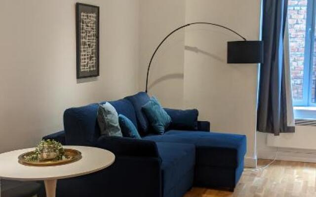 #Huge Master Suite #Self check in #Very central!!!