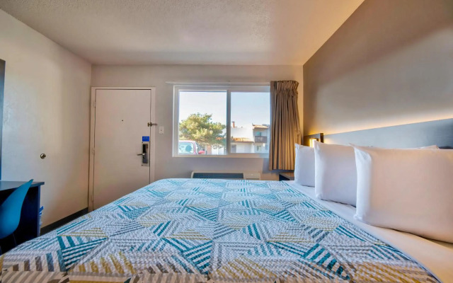 Motel 6 Santa Fe