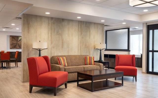 Days Inn & Suites by Wyndham Denver International Airport