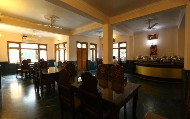Hotel Samdupling Himalayan Brothers