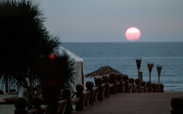 Myanmar Treasure Resort Ngwe Saung