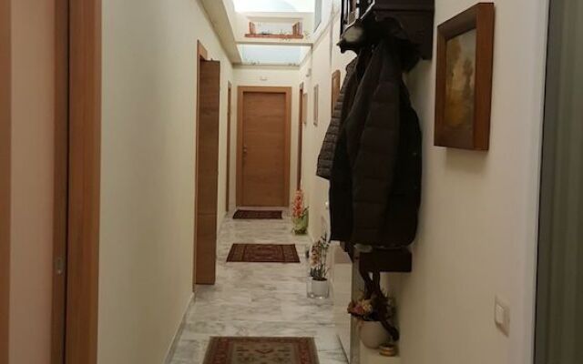 Five Roses Bed & Breakfast