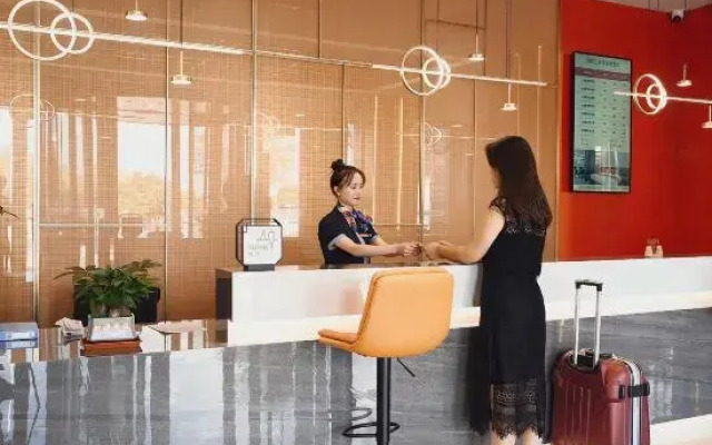 Jiuquan Yunruixiang Hotel