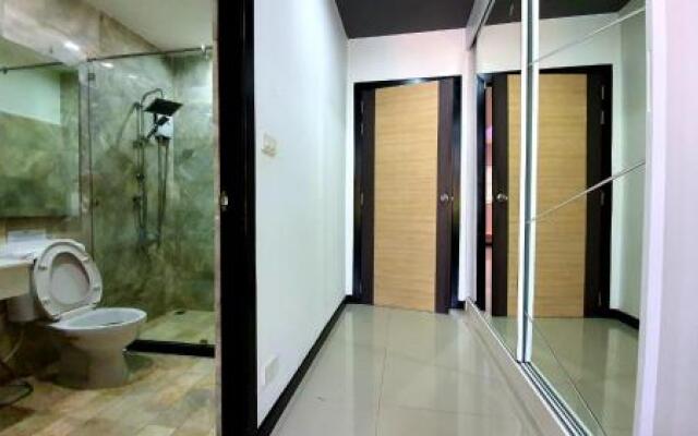Naiharn Condominimum