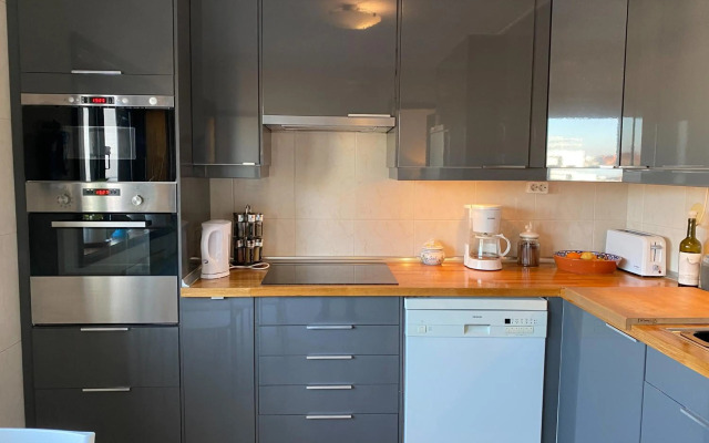 Hattie's Place by MP