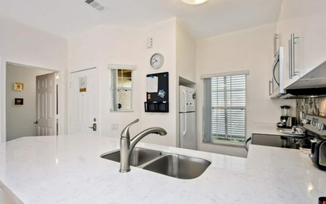 139 Stunning 3BD Home Inside Disney Area